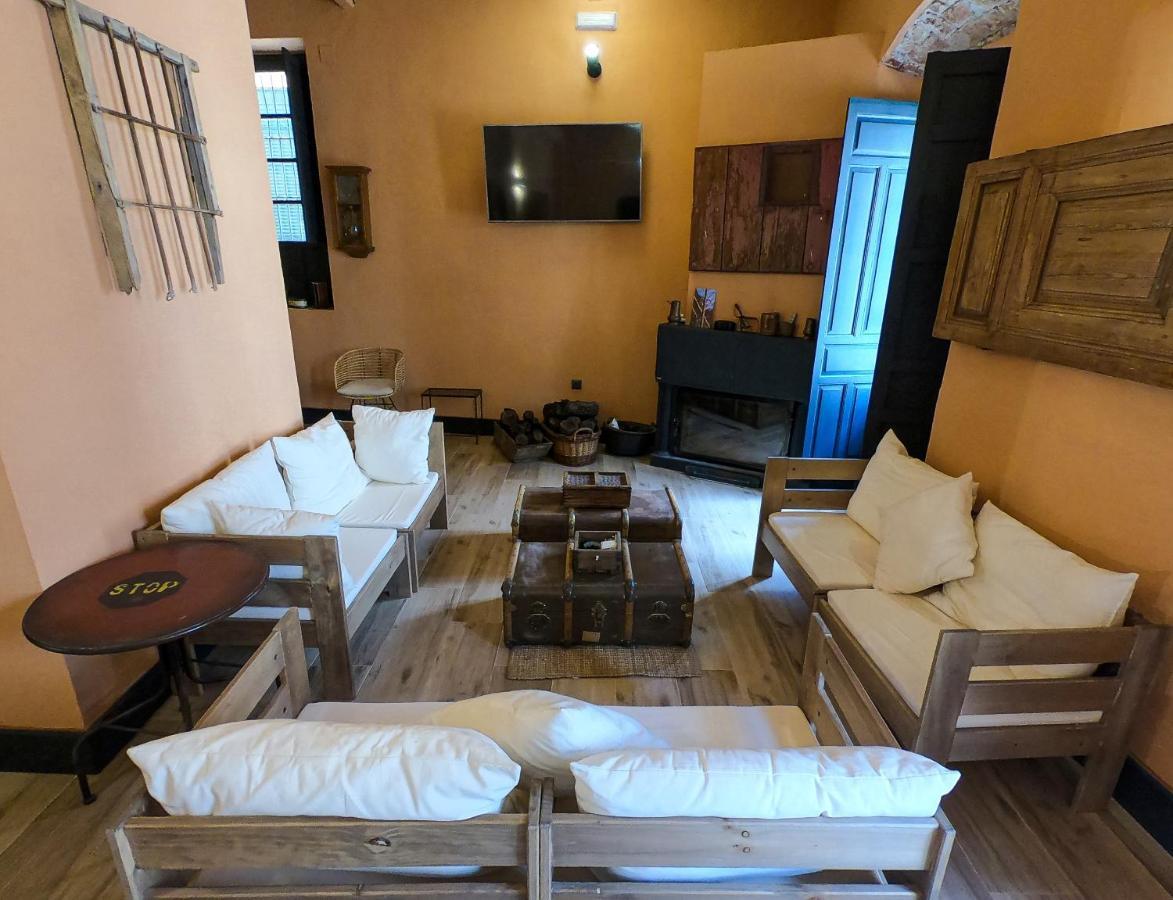 Balhondo Open Village Puebla de Alcocer 外观 照片